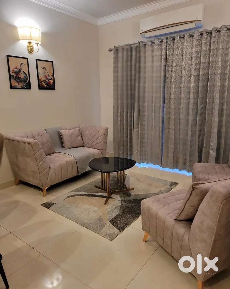 Full Furnished 2BHK Society Apertment Available For Rent sector 37D