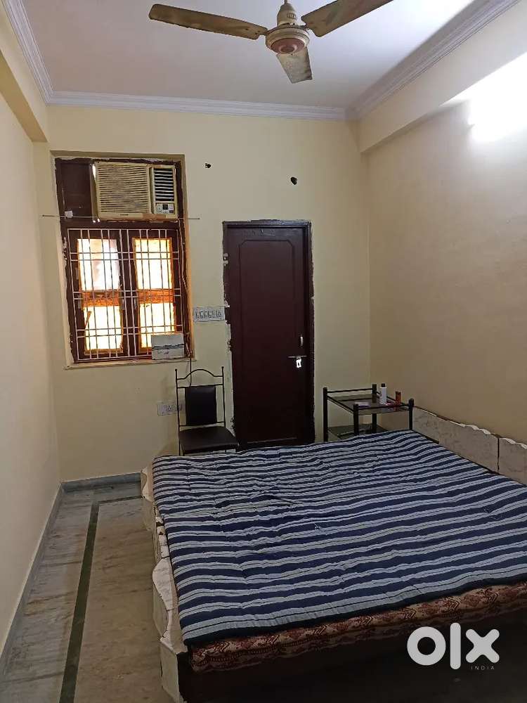 In 2BHK flat one room setup availble