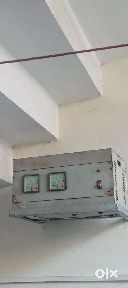 Electronic voltage stablizee