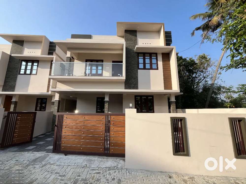 1800sqft 4bhk villa for sale in Palachuvadu, Kakkanad