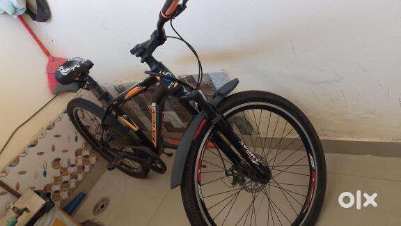1 year old cycle bilkul saaf te good condition