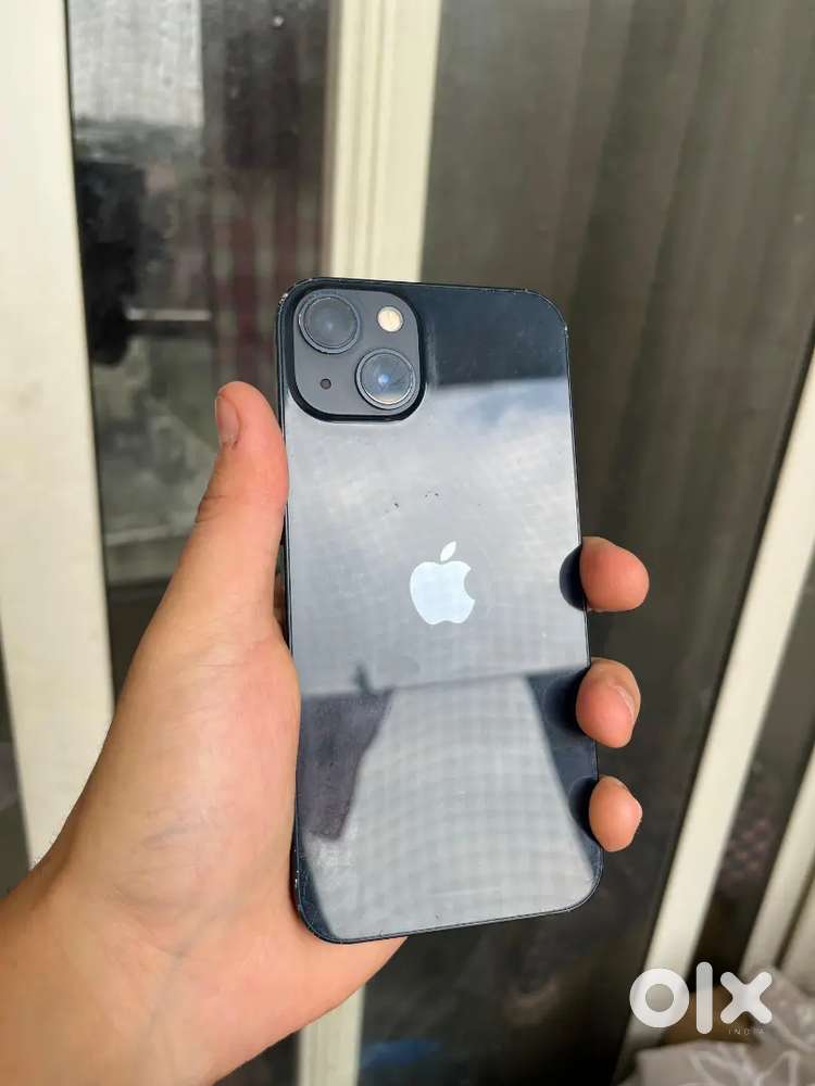 Iphone 13 perfect condition, read description first
