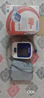 Omron blood pressure bp monitor