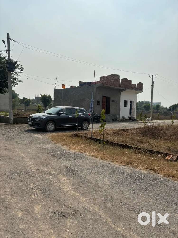 Prime location Main plot