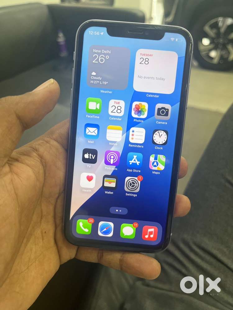 Iphone 11 128 gb mint condition brand new