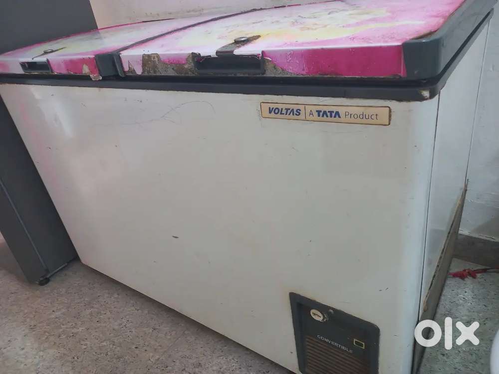 Voltas Deep fridger Kathalmore