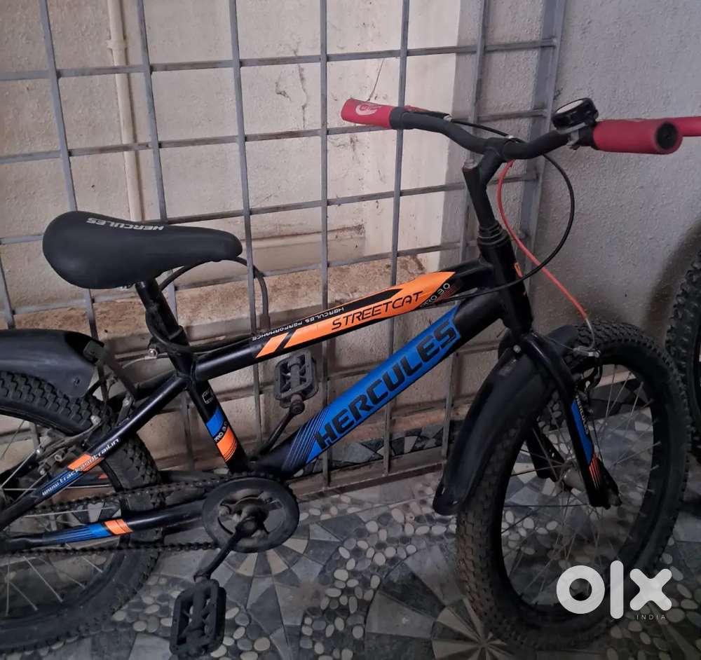 Hercules Cycle for 7 to 10 years,Rs 3000