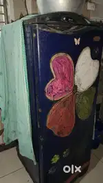 sale my old fridge Runing condition