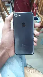 Condition badiya hai but camera me dikkat hain   128gb