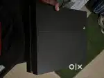 Ps4 //500 gb with best Games
