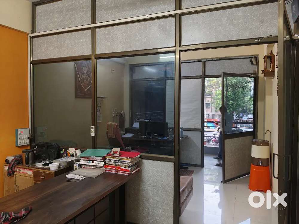 Office/Shop/Class for rent