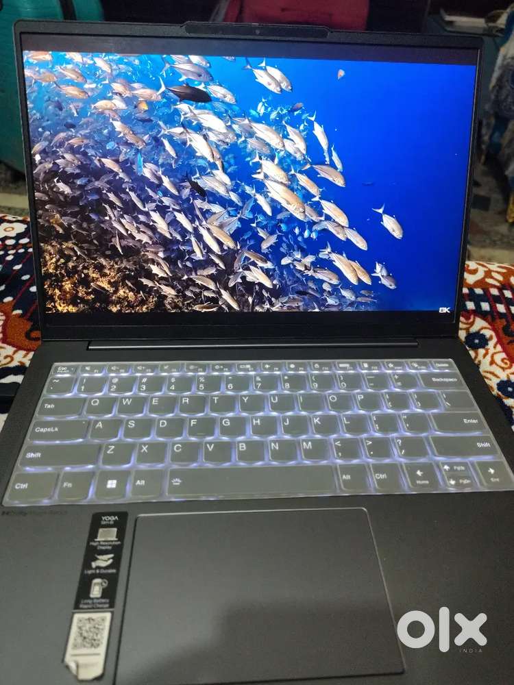 Laptop Lenovo slim 6