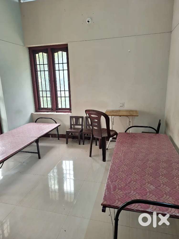 PG FOR GIRLS/LADIES -KURAVANKONAM