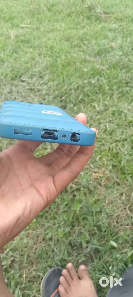 Jisko lena hai wahi message kare no time paas