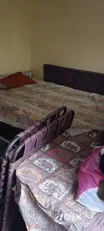 1 Room For Rent