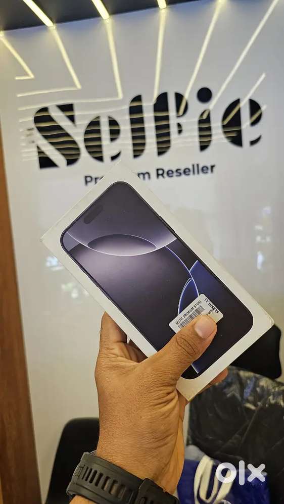Brand new Indian 
Iphone 16pro max
Black titanium 
256GB storage