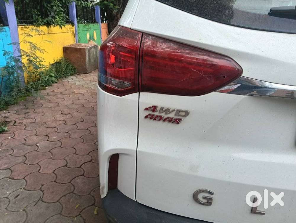 MG Gloster Blackstorm 7 STR 2.0 Twin Turbo 4WD, 2022, Diesel