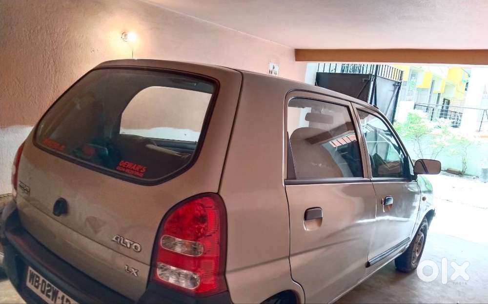 Car Garage on Rent at Garia near Kavi Nazrul Metro Station