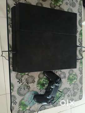 Play station 4 PS4