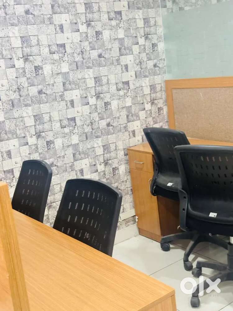 Furnished Office 480sqft