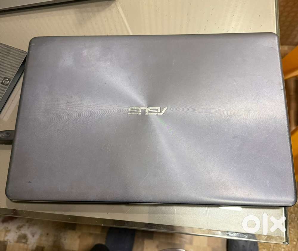 Asus vivobook  i5 8th gen  2gb graphics  8gb Ram  Great condition