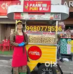 Pani puri seller (pani puri wala)