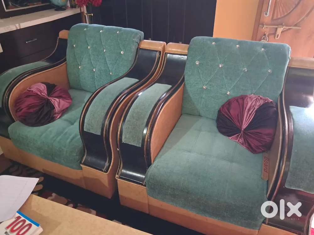 1 three by two sofa set..