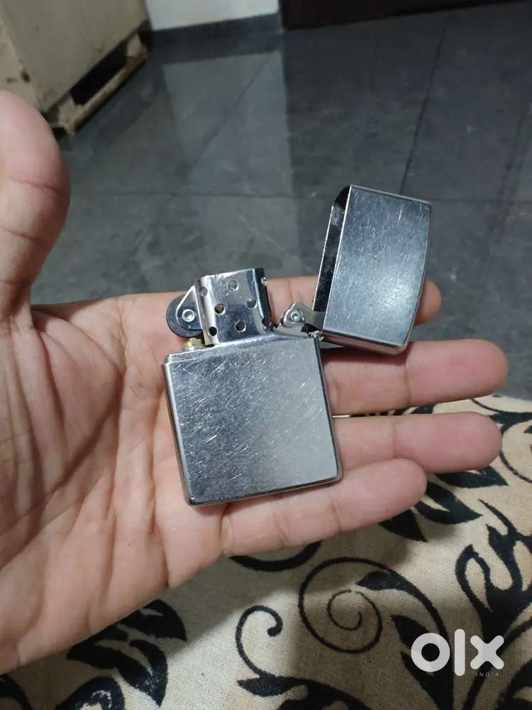 Zippo lighter