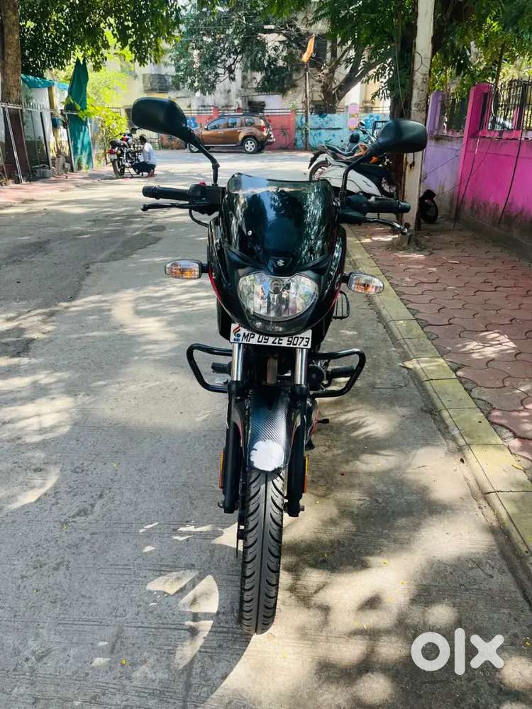 Second onwer hi bima 2027 tak hai original condition singal use only