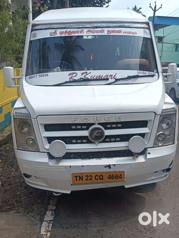 Force tempo traveller 12 seat ac push back seat vehicle