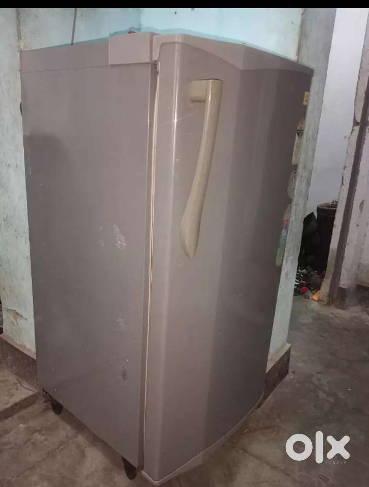 Godrej fridge 165