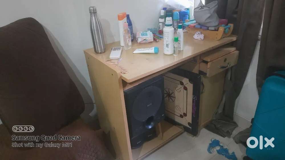Study table I want to sell