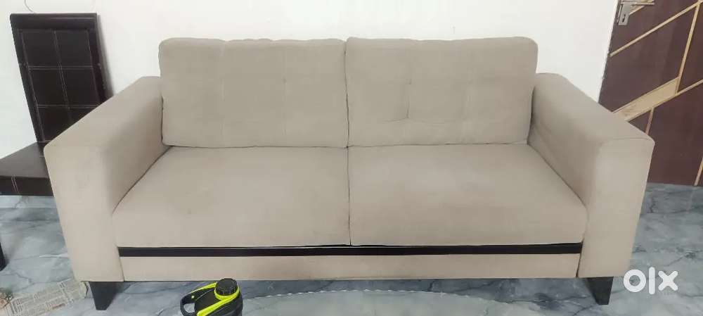 5 seater sofa foe sale