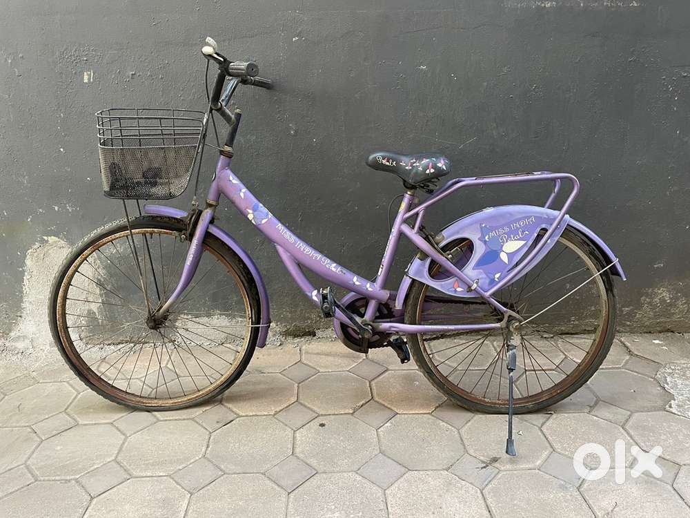 Girl’s bicycle
