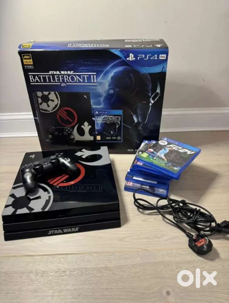 PS4 Pro Star Wars Special Edition Console 2x Controllers Plus Games