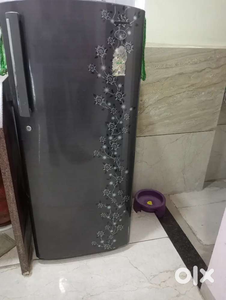Fridge selling