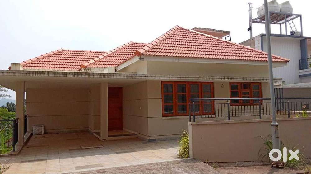 Villa For Sale In Peruvayal, Kozhikode P-01053