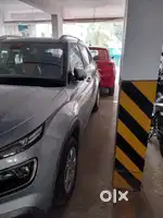 Hyundai Venue 2022 CNG & Hybrids 56000 Km Driven