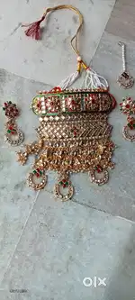 Imitation jewellery