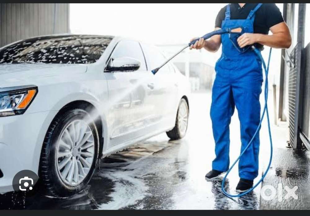 Car wash man / गाड़ी धोने वाला