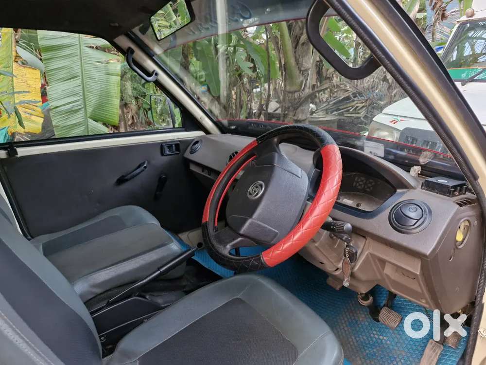 Ashok Leyland dost strong coverd closed body AC 2020