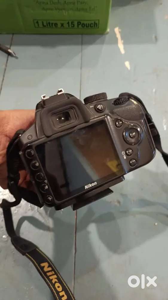 DSLR CAMERA IN AMAZING CONDITION