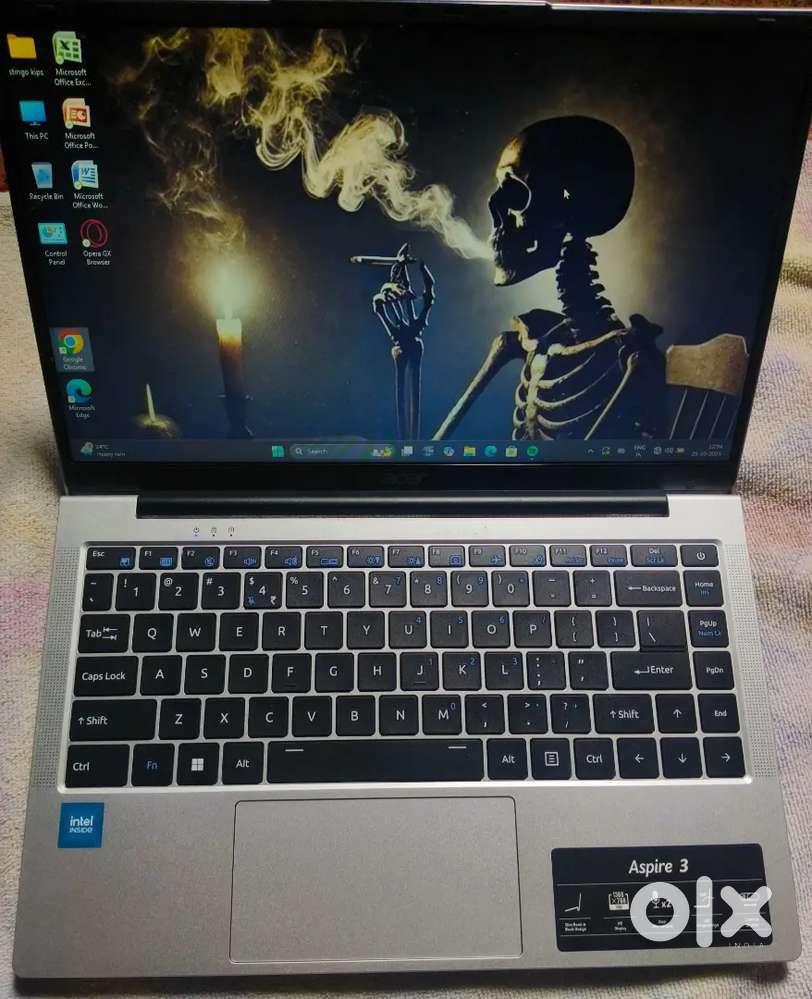 Acer 3 laptop brand new, with proper recipe