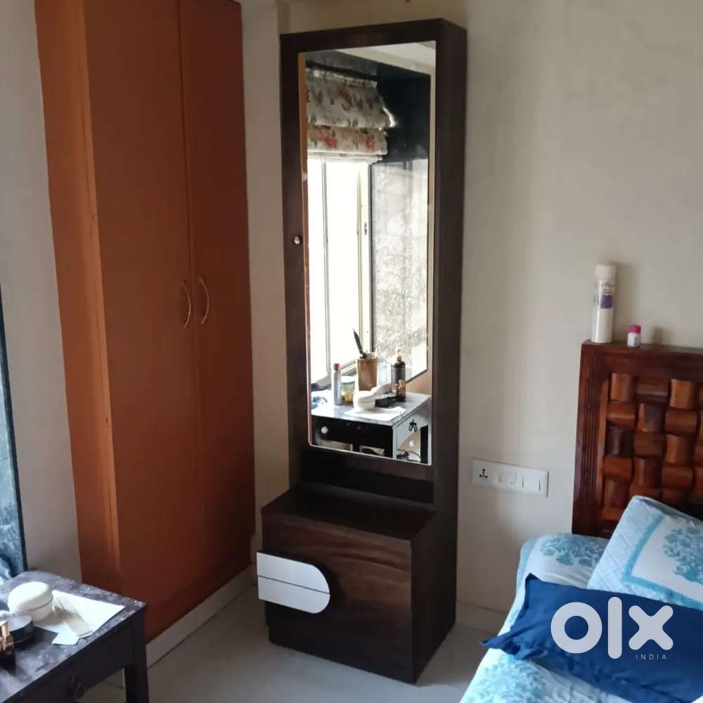 Singles door singardani wooden bood