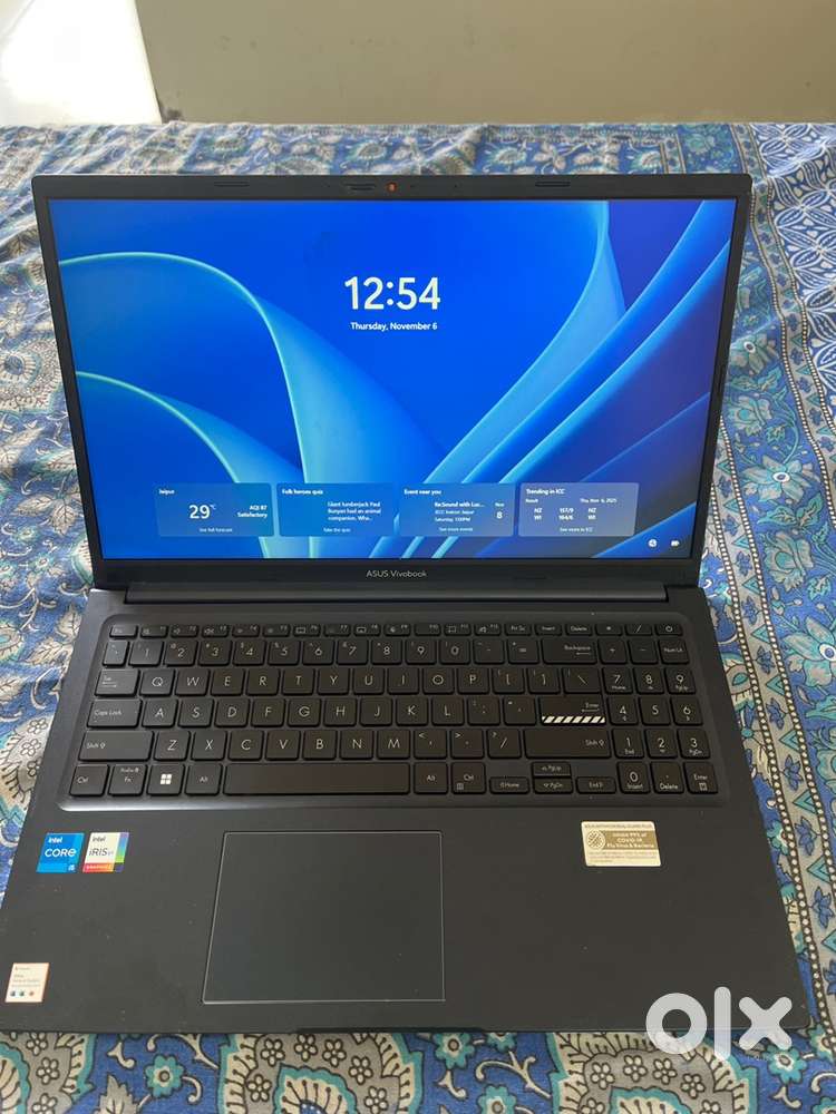 Asus Vivobook laptop