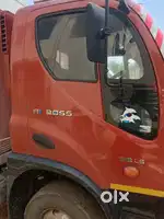 Truck ashok leyland boss 913