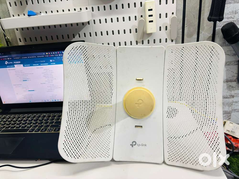 2pic Outdoor P2P router Tplink CPE 610 range upto 5km.