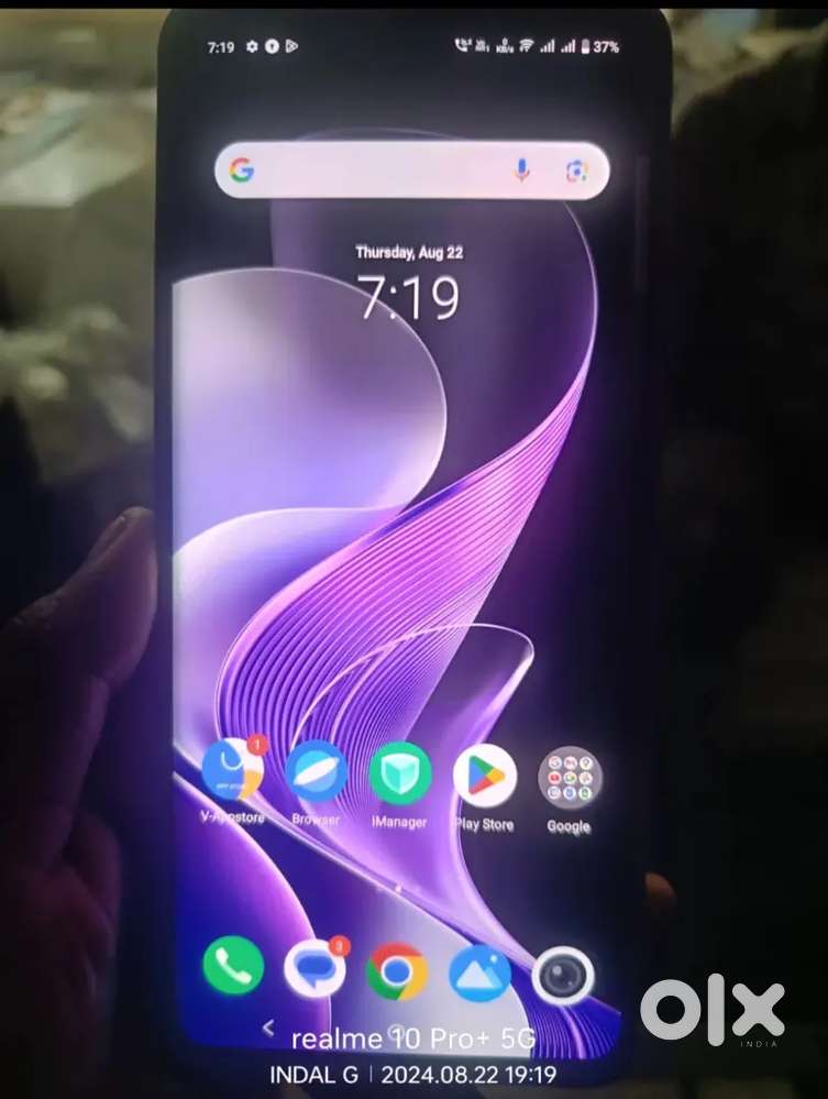 Vivo  v 40 5g.    8/128