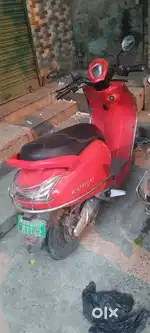 Electric scooter
