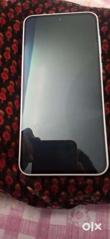 Everything is available it's 15 day old phone 12GB 256GB